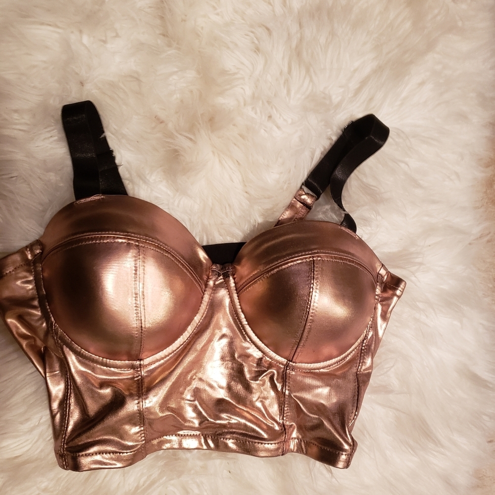 Gold and black bustier by Nicki Minaj